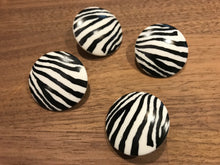 Load image into Gallery viewer, Black &amp; White Zebra Button.  Price per Button