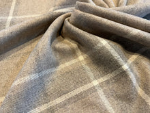 Load image into Gallery viewer, Stone Large Check 100% Wool Flannel.   1/4 Metre Price