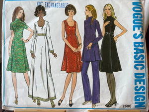 Vintage Vogue 2600  Size 12