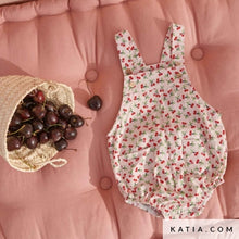 Load image into Gallery viewer, Katia Sewing Magazine &amp; Patterns Spring/Summer