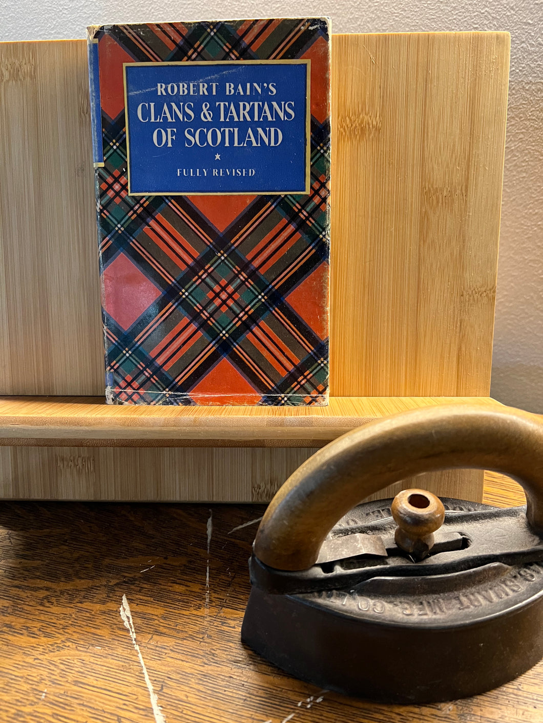 Clans & Tartans of Scotland.  Hardcover