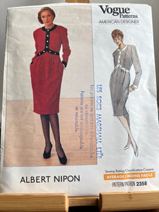Vintage Vogue #2358  Albert Nipon. Size 8-10-12