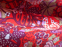 Load image into Gallery viewer, Retro Floral 100% Silk Habotai.            1/4 Meter Price