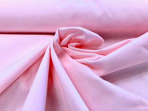 Lightweight Peach/Pink 100% Cotton Broadcloth.    1/4 Meter Price