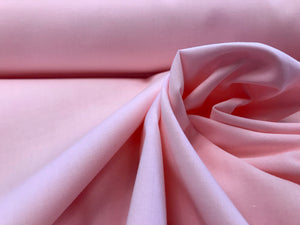 Lightweight Peach/Pink 100% Cotton Broadcloth.    1/4 Meter Price