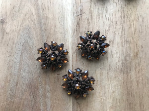 Floral Rhinestone Button     Price per Button