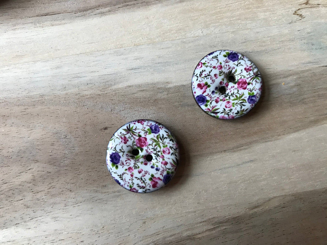 Tiny Flower Garden Coconut Button.   Price per Button