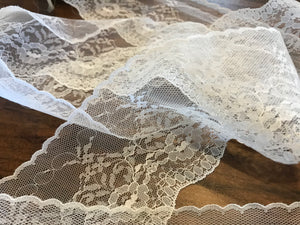 3" Wide Netting Floral Lace Trim.     1/4 Metre Price