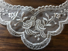 Load image into Gallery viewer, Love Birds Lace Applique.   Price per Applique