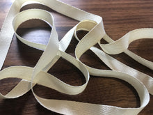 Load image into Gallery viewer, 5/8&quot; Cream Twill Tape.    Metre Price