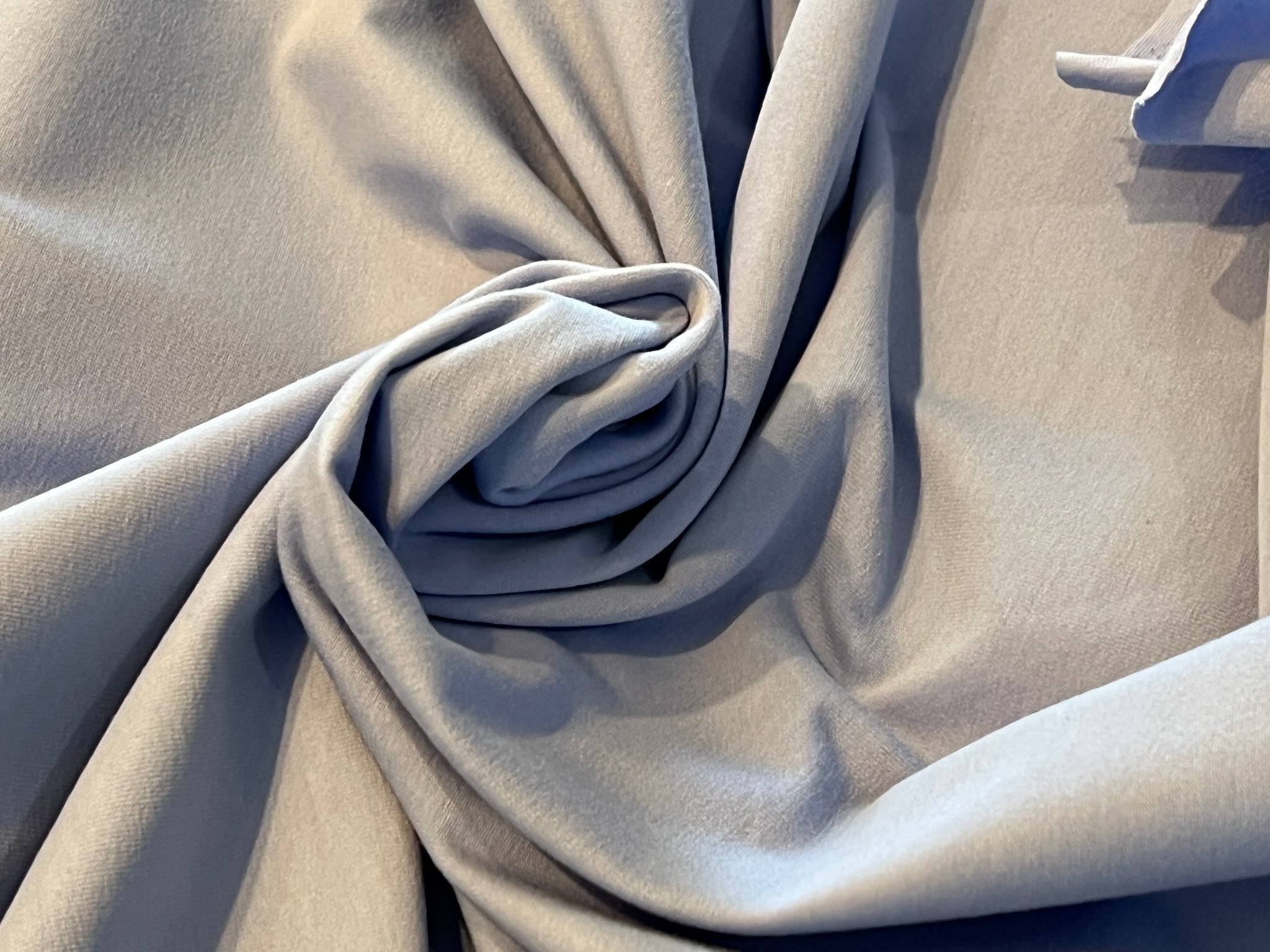 Cotton Satin Fabric (95% Cotton - 5% Elastane) Weight 180g Tessuti