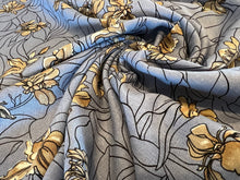 Load image into Gallery viewer, Lavender Floral  85% Linen  15% Viscose   1/4 Metre Price