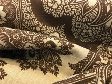 Load image into Gallery viewer, Large Classic 100% Linen Paisley      1/4 Meter Price
