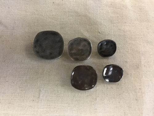 Hammered Square Buttons 093A-F