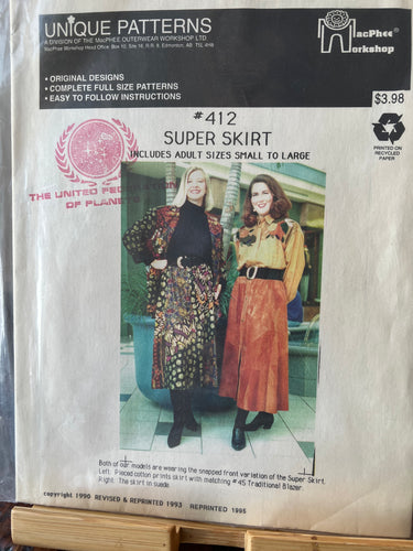 MacPhee Unique Pattern 412 Super skirt Size Small - Large