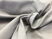 Load image into Gallery viewer, Lightweight Dove Grey 100% Cotton Broadcloth.    1/4 Meter Price