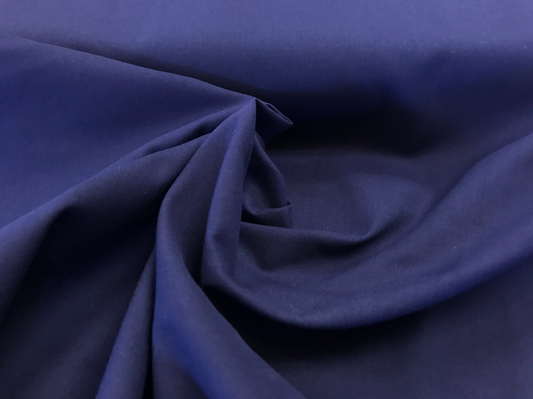 Lightweight Navy Blue 100% Cotton Broadcloth.    1/4 Meter Price