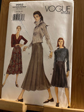 Load image into Gallery viewer, Vintage Vogue #9952 Size 14-16-18