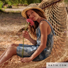 Load image into Gallery viewer, Katia Sewing Magazine &amp; Patterns Spring/Summer