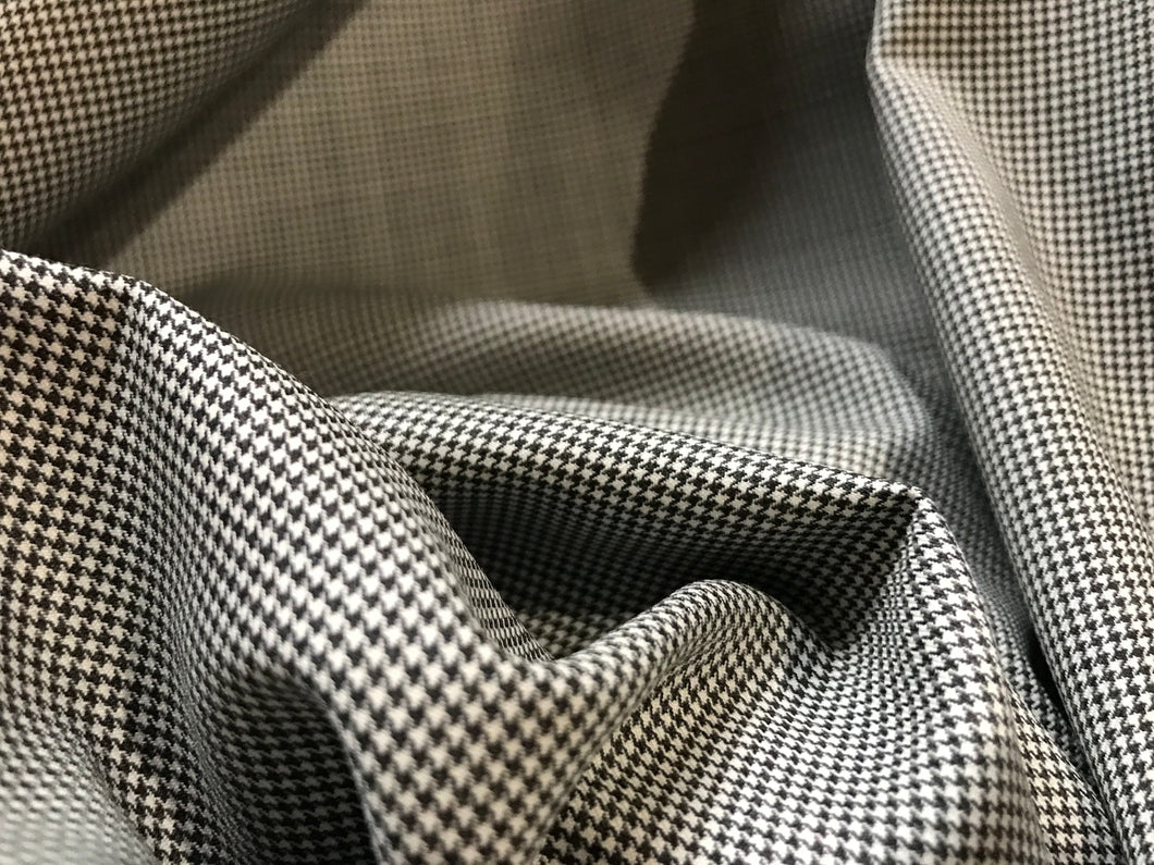Black & White Micro Houndstooth 100% Wool Suiting.   1/4 Metre Price