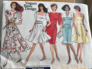 Vintage Vogue #2062. Size 8-10-12